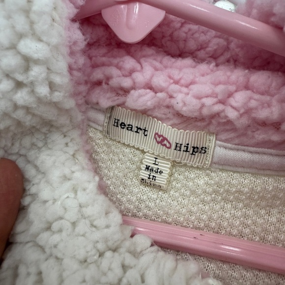 2/$15 Heart Hips Fuzzy White Kids Vest - Picture 3 of 4
